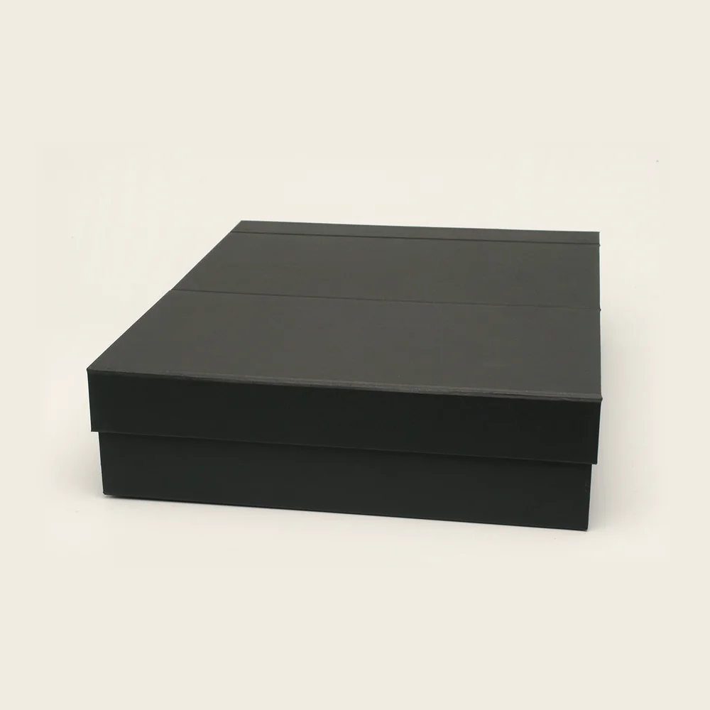 Boîte cloche noire à compartiments, pièce de la Haute Collection Luxe Packaging