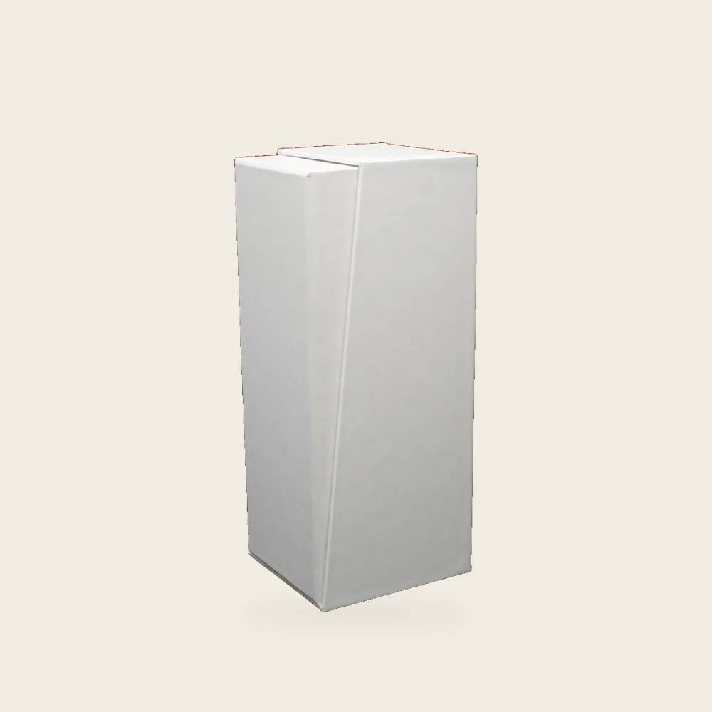Étui vertical à facettes, pièce de la Haute Collection Luxe Packaging